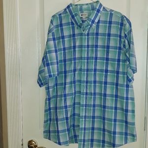 Men's casual button down shirt